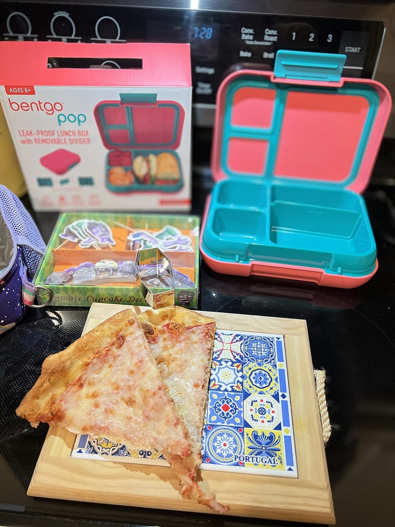 Halloween bento box lunch pink Bentgo pizza